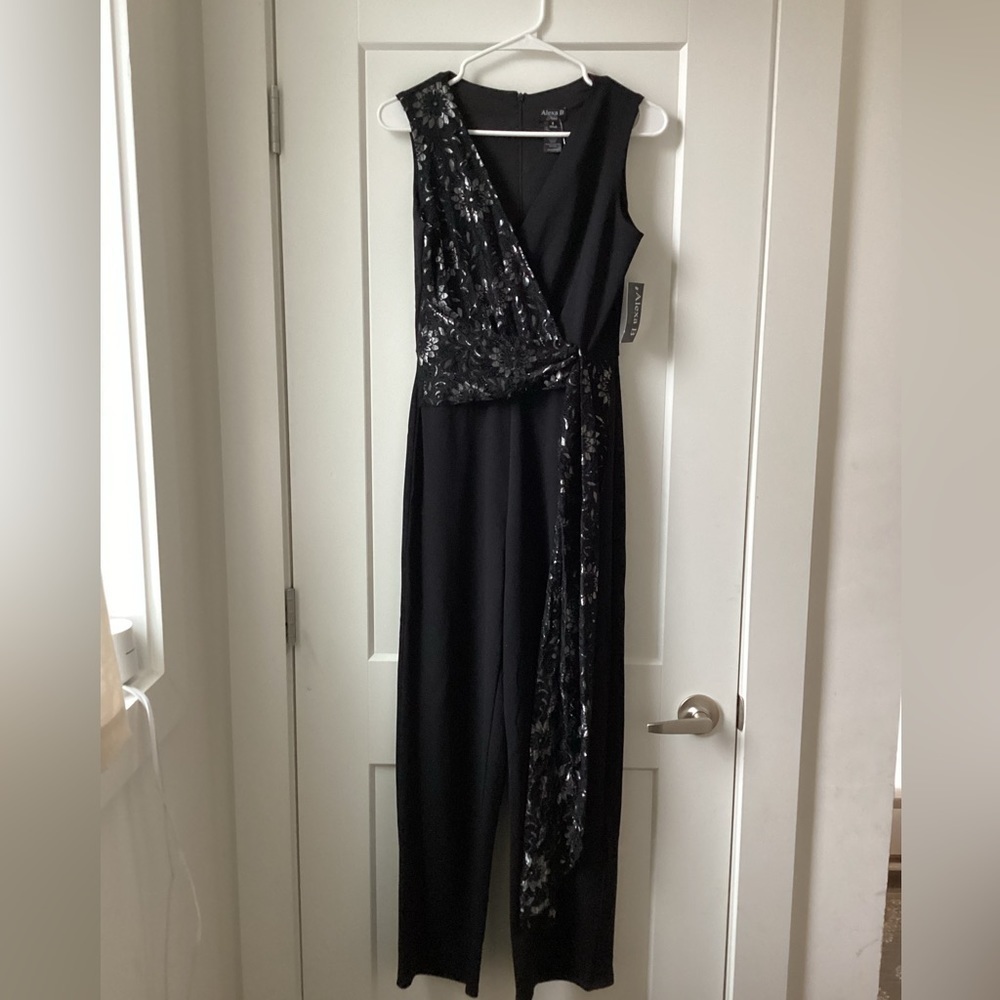 NWT Alexa‎ B Sleeveless Jumpsuit